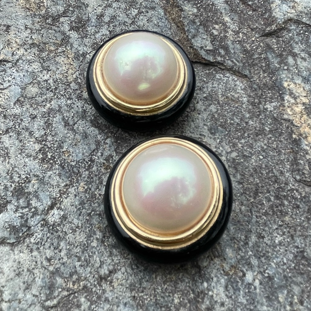 Vintage Christian Dior Gold Black Faux Pearl Clip On Earrings - Picture 8 of 8